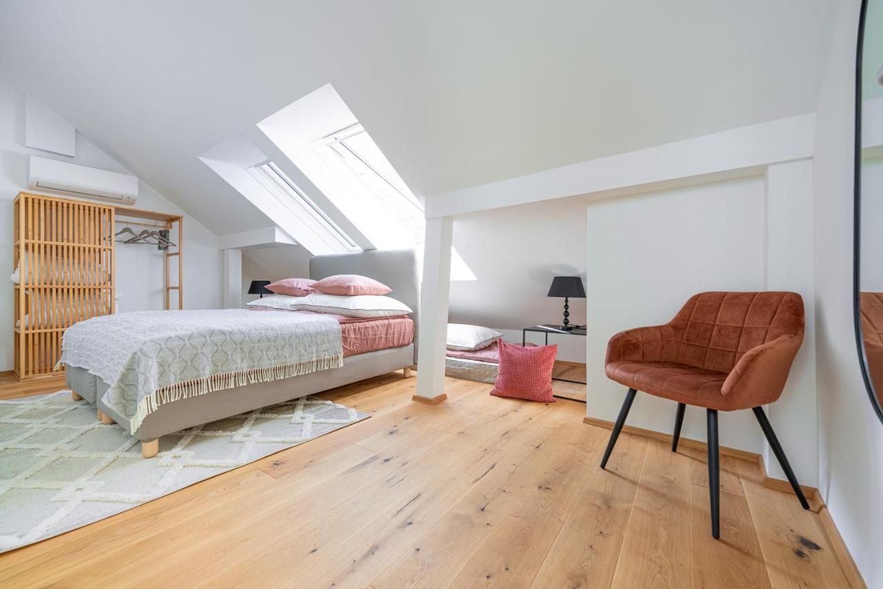 Appartamento Penthouse Maxfux Direkt In Der Fussgaengerzone 130M2 Krems an der Donau Esterno foto