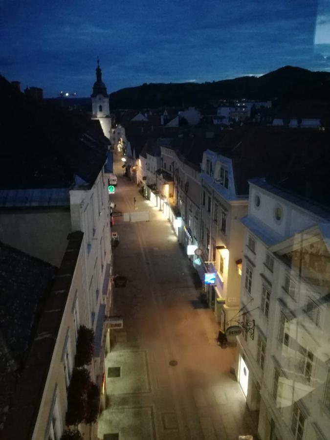 Appartamento Penthouse Maxfux Direkt In Der Fussgaengerzone 130M2 Krems an der Donau Esterno foto