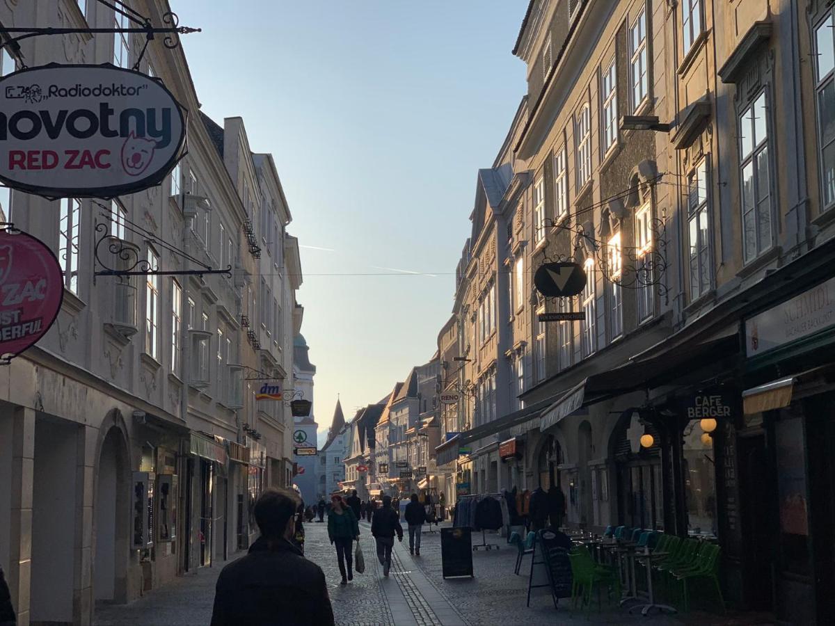 Appartamento Penthouse Maxfux Direkt In Der Fussgaengerzone 130M2 Krems an der Donau Esterno foto